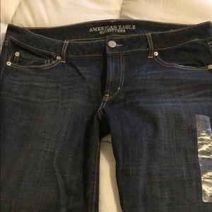 American Eagle Favorite Boyfriend Jeans (long)